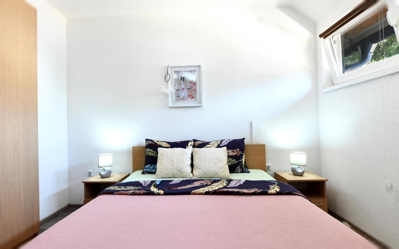 Apartman Petra พลิตวิชกา เยเซรา ภายนอก รูปภาพ